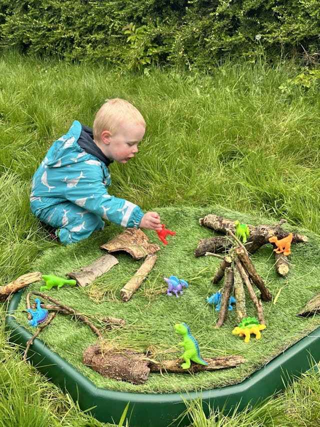 Little Leaf Outdoor Play | Tile Hill