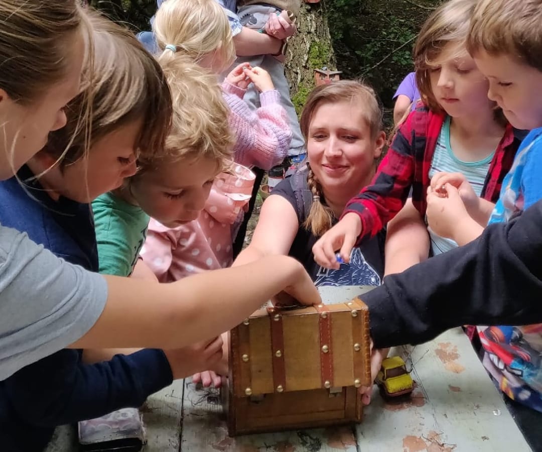 STEM goes Wild | Hands-on Science Parties - image 1