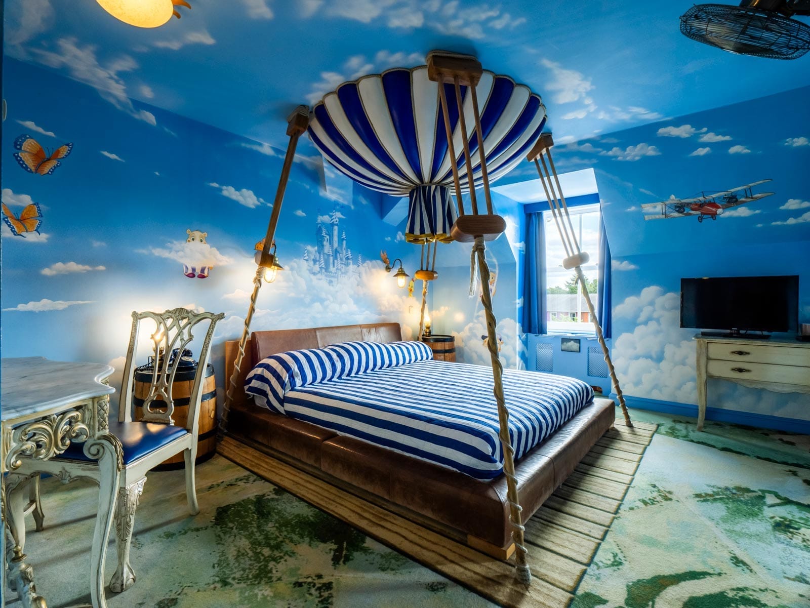 Themed Accommodation at Alton Towers