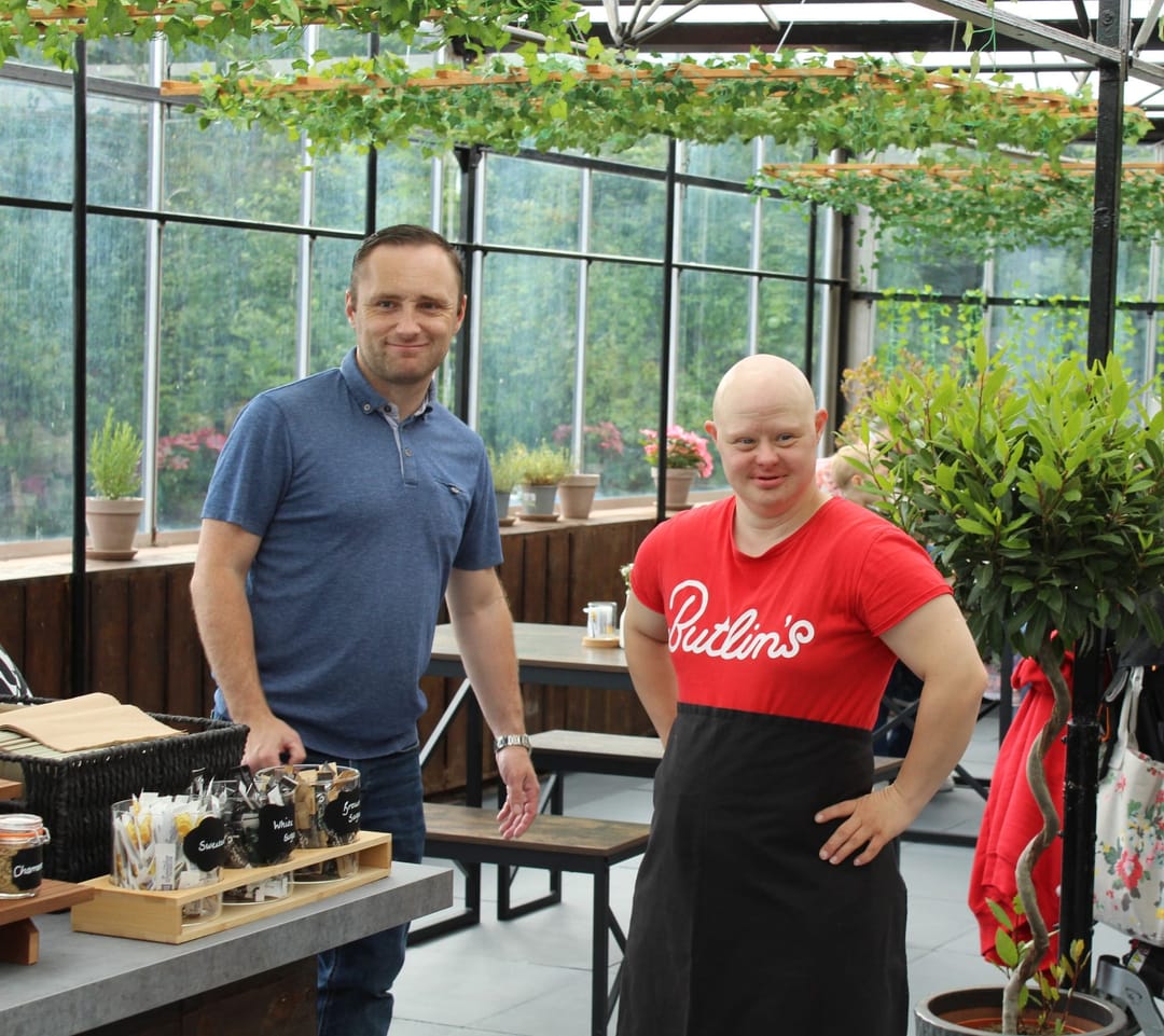 Alf's Café | Kings Hill Nurseries - image 1