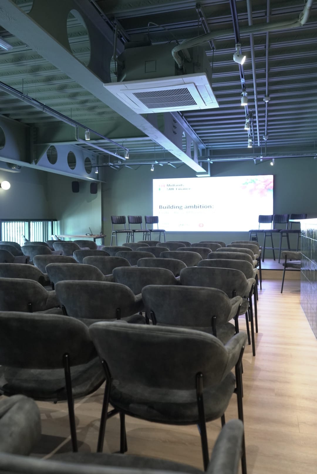 The Mezzanine at Elle’s Coventry | Station Square - image 2