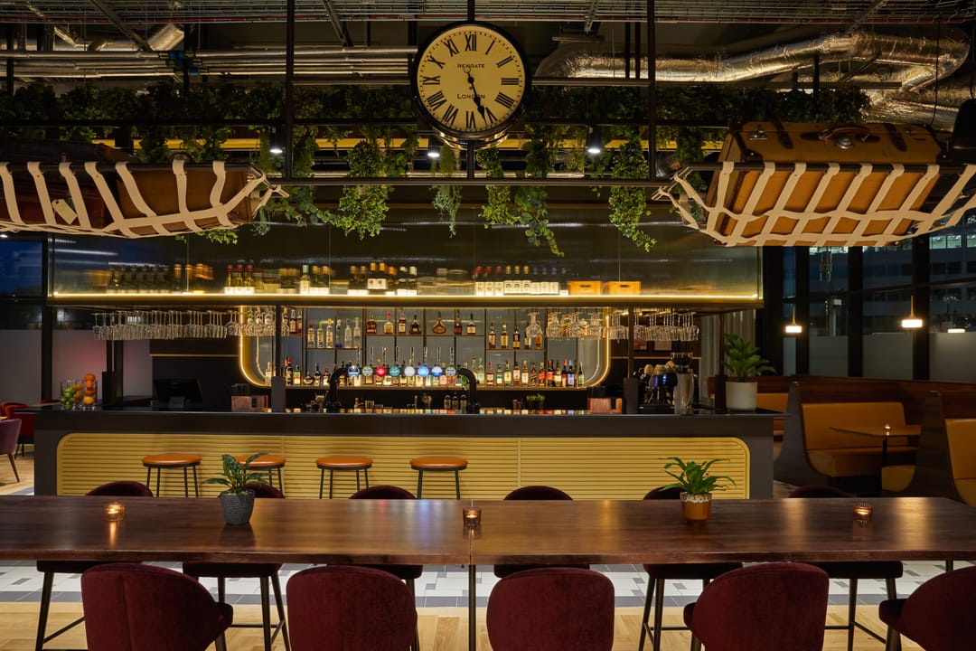 Cogs Bar & Kitchen | City Centre - image 1