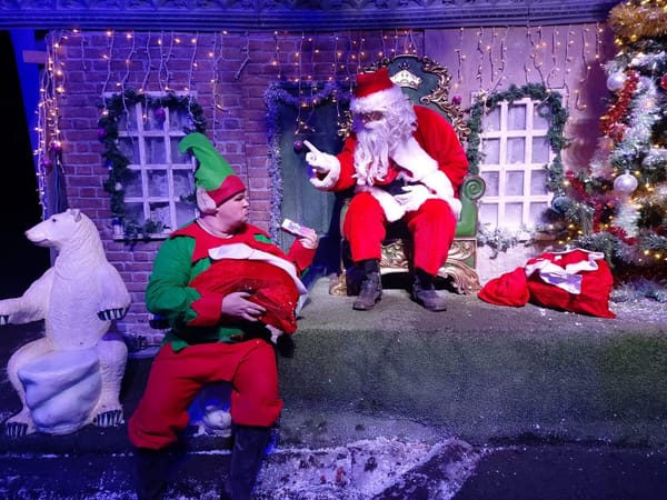 Santa’s Grotto and Magical Train Ride | Fillongley