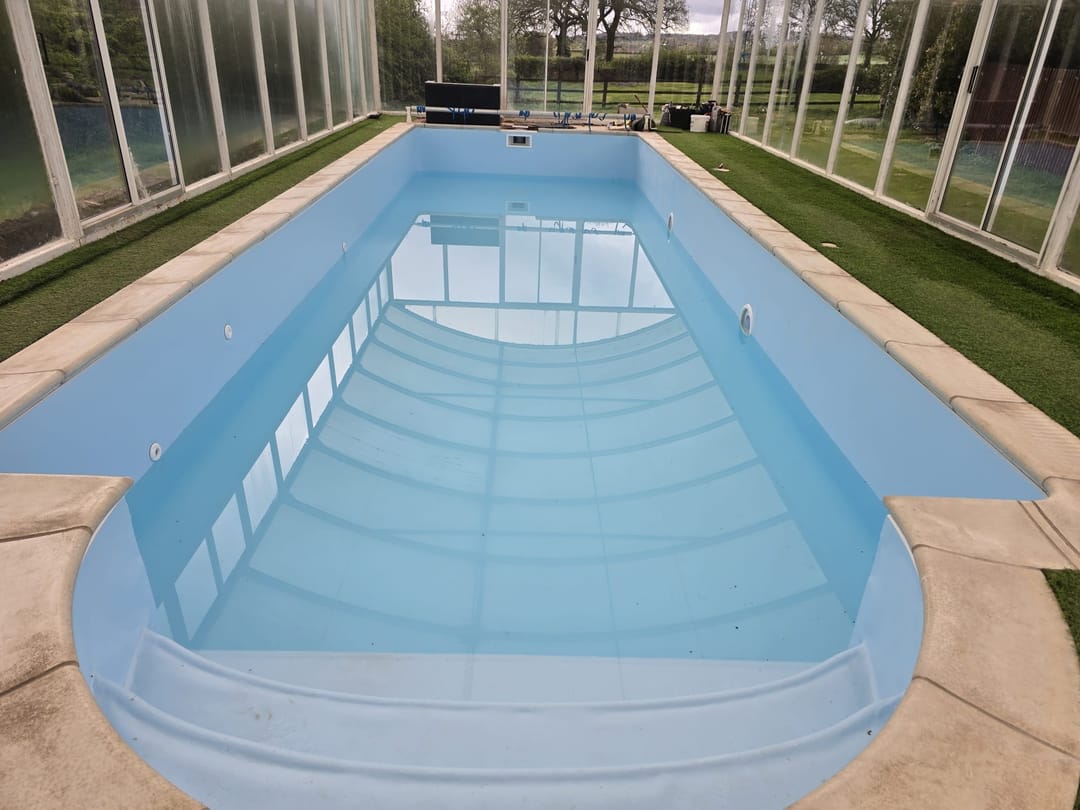 Four Oaks Exclusive Pool Hire | Meriden - image 1