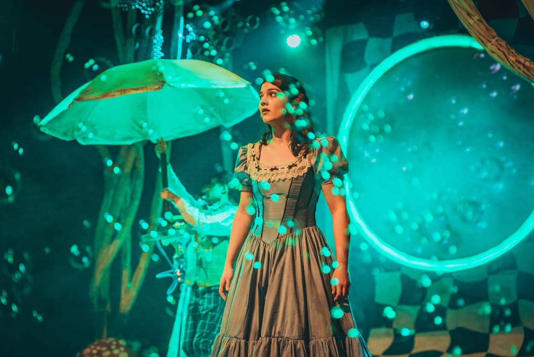 Alice in Wonderland - image 3
