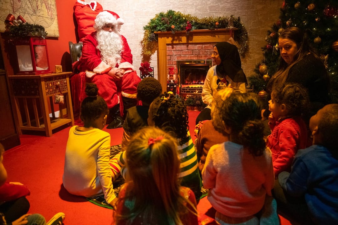 Visit Santa! Vintage Sleigh Ride - image 4